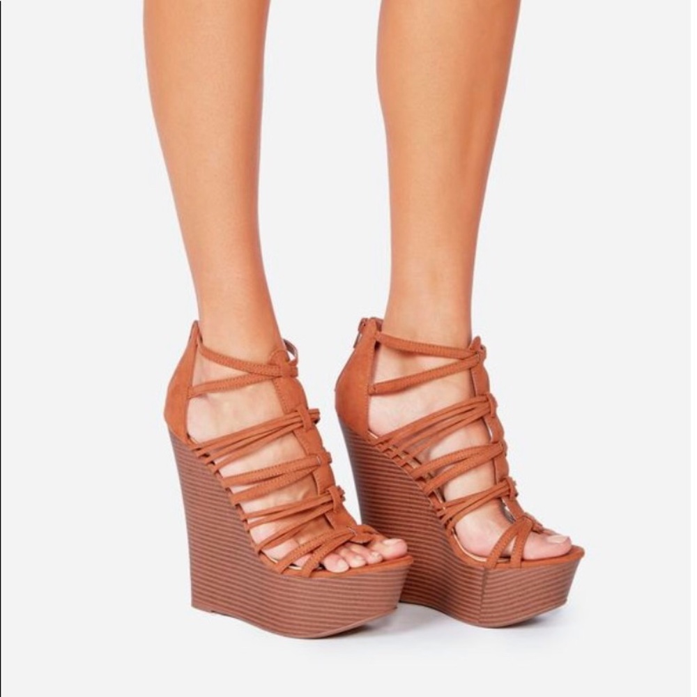 Beautiful Brown Wedges!